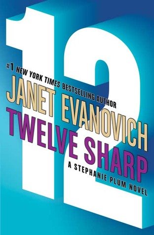 Eleven On Top: A fast-paced and witty adventure of chaos and criminals (Stephanie Plum Book 11)